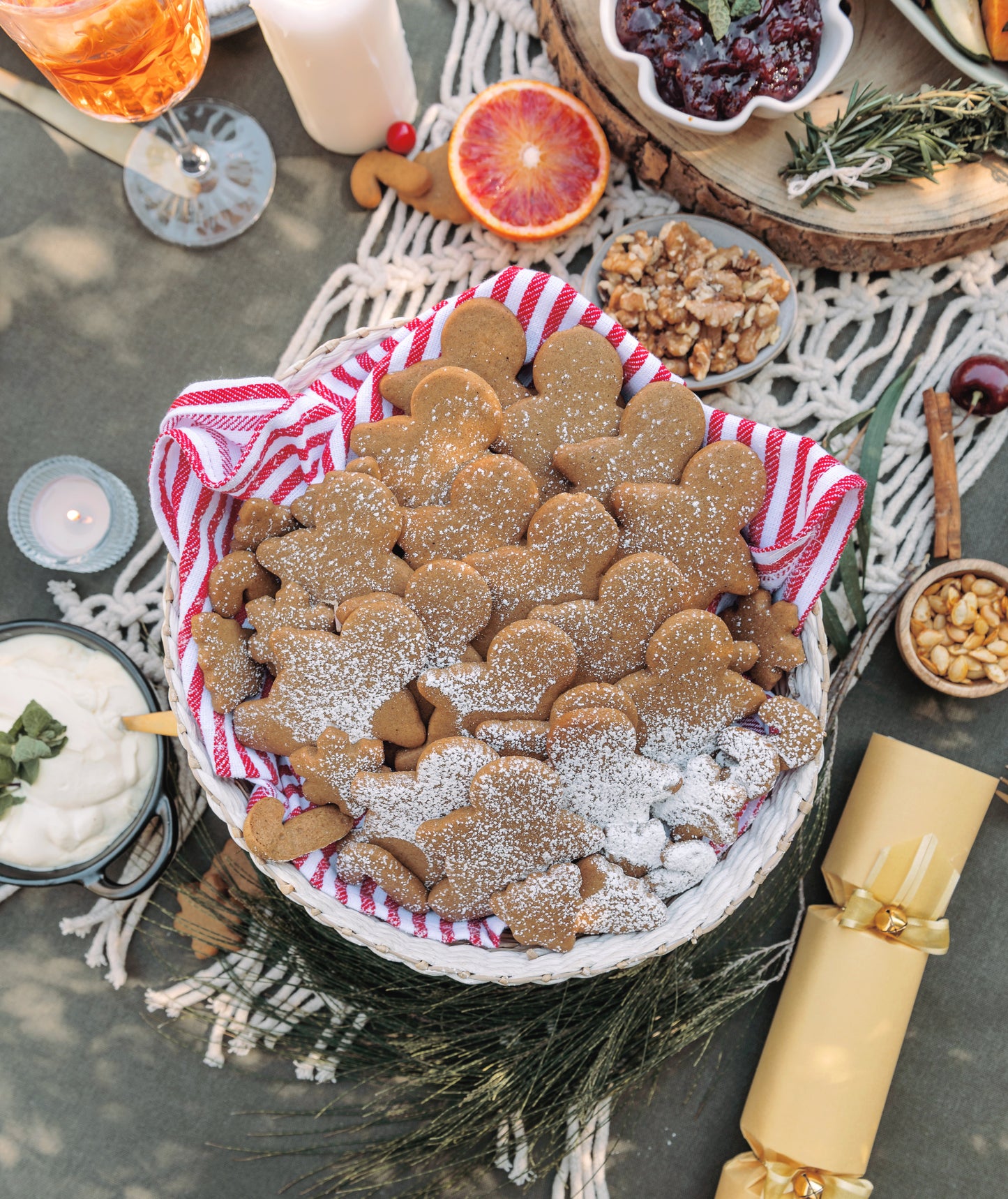 Gingerbread Cookies (makes ~30 cookies)